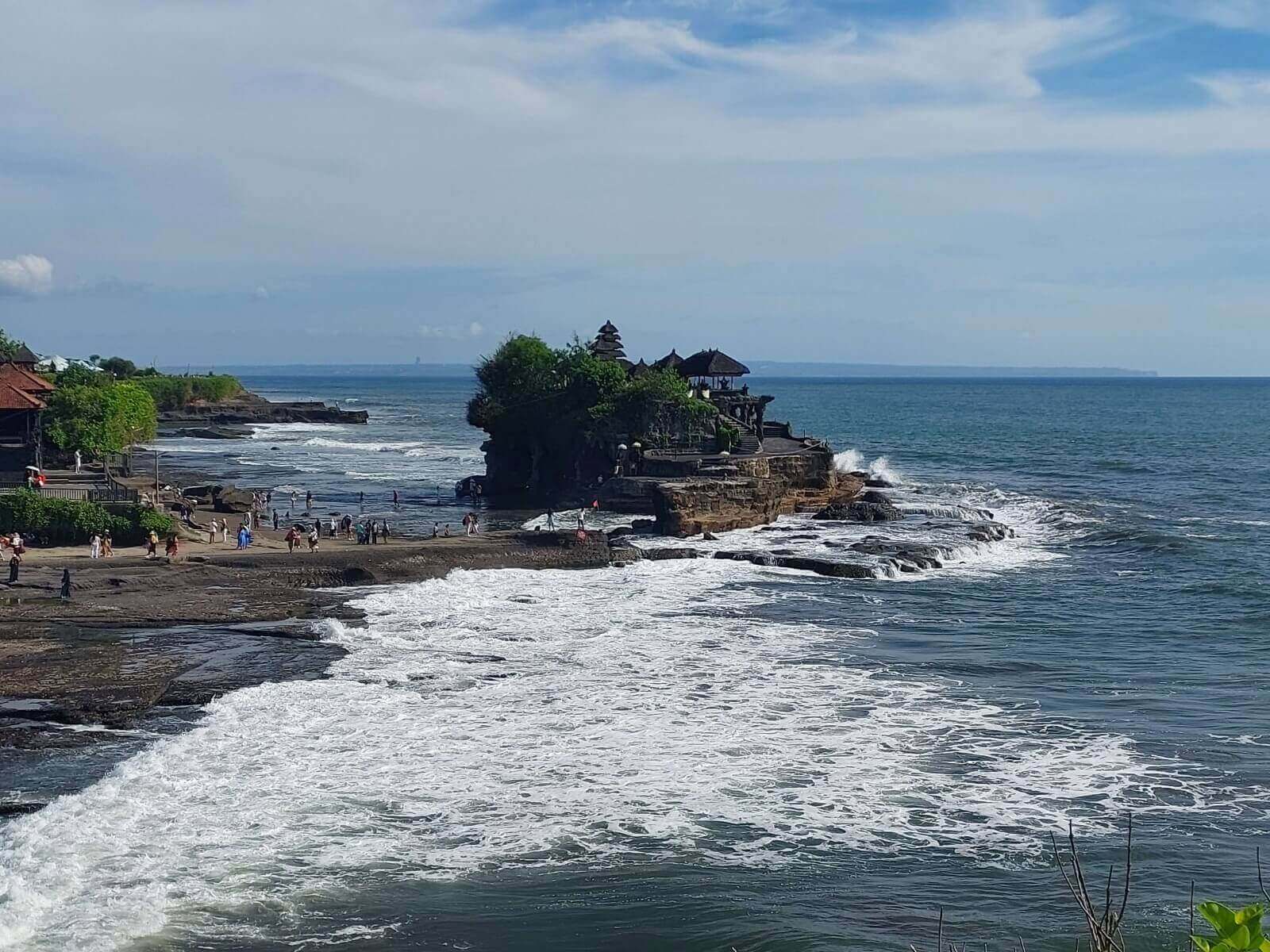 tanah-lot